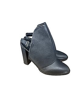 Vince. Ankle Boots (view 1)