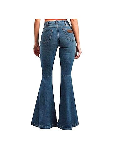 Wrangler Retro Bailey Jeans (view 1)