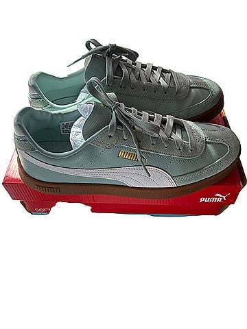 Puma Sneakers (view 2)