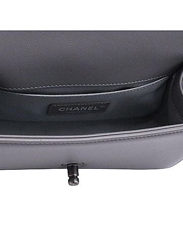 Chanel Chanel Small Boy Flap Shoulder Bag in Grey Calf Leather (view 2)