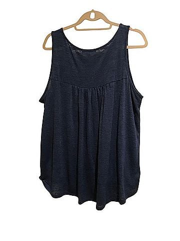 Star Scene Tank Top (view 2)