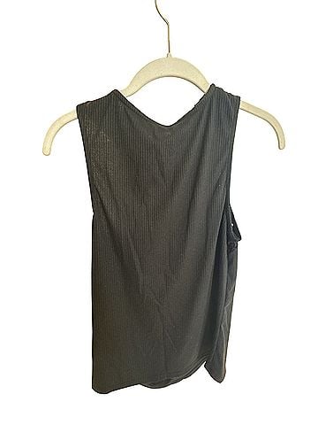 red by BKE Sleeveless Top (view 2)