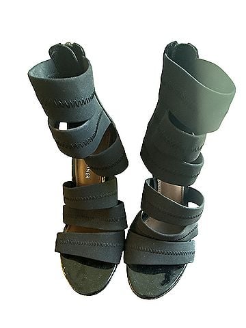 Donald J Pliner Heels (view 1)