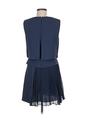 BCBGMAXAZRIA Bcbgmaxazria Cocktail Dress (view 2)