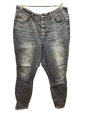 Judy Blue Jeans (view 1)