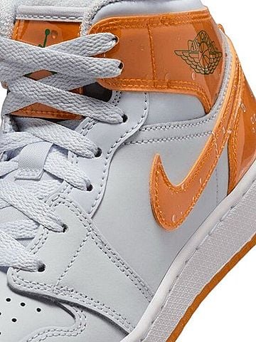 Nike Air Jordan 1 Mid SE Sneakers (view 1)