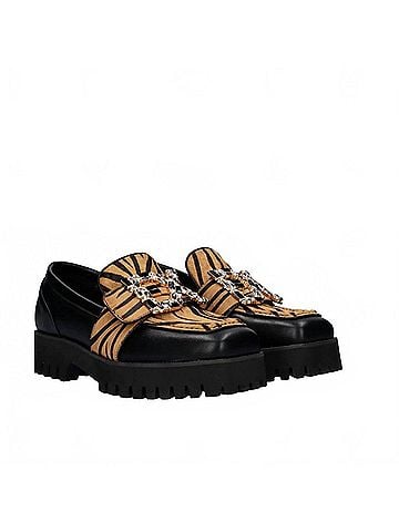 exe Women's P212-W168T Animal Print Loafer (view 2)