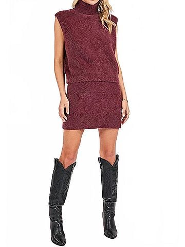 Sadie & Sage Crosby Fuzzy Mini Skirt in Berry Mauve (view 2)