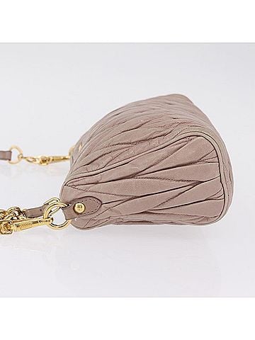 Miu Miu Shoulder Matelasse Leather Pink Leather Shoulder Bag Bag (view 2)