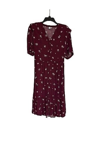 Old Navy Casual Dress (view 1)