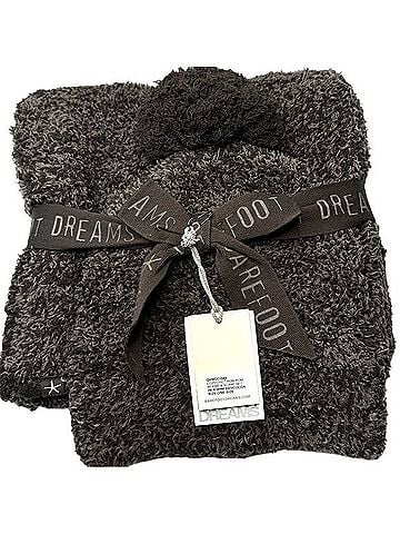 Barefoot Dreams CozyChic Scarf (view 1)