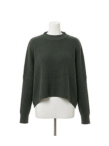 Tea n Rose Ribbed Crew Sweater in Dark Green (view 1)