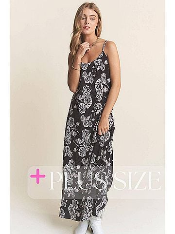 J.NNA Floral Print Plisse Spaghetti Maxi Dress - Plus in Licorice Snow (view 2)