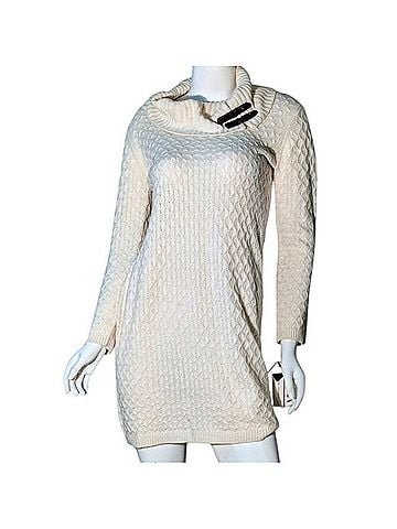 Sandra Darren Casual Dress (view 1)