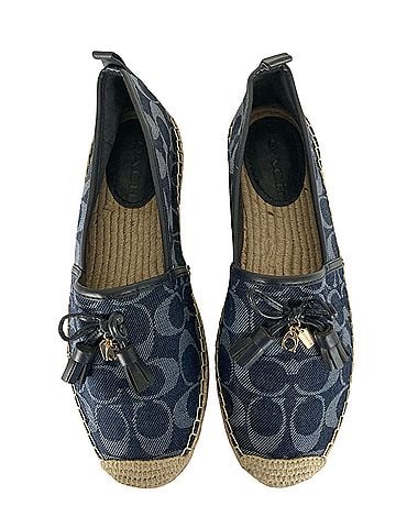 Coach Flats (view 1)