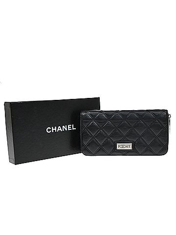 Chanel Trendy Cc Zip Around Quilted Lambskin Black Leather Wallets Accessory (view 1)