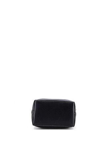 Gucci Emblem Bucket Bag Leather Small (view 2)